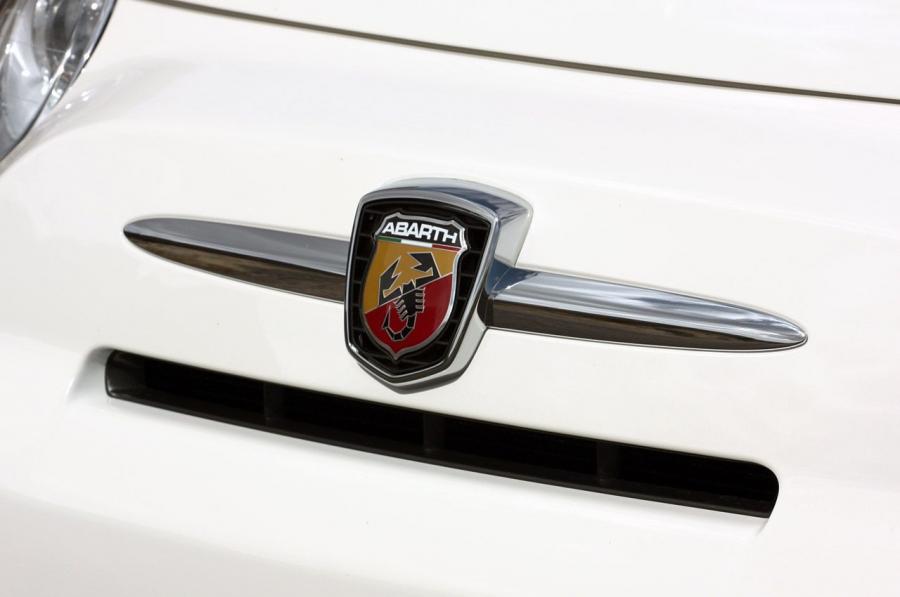  Fiat 500 Abarth 2012 года  (фото 83 из 121)
